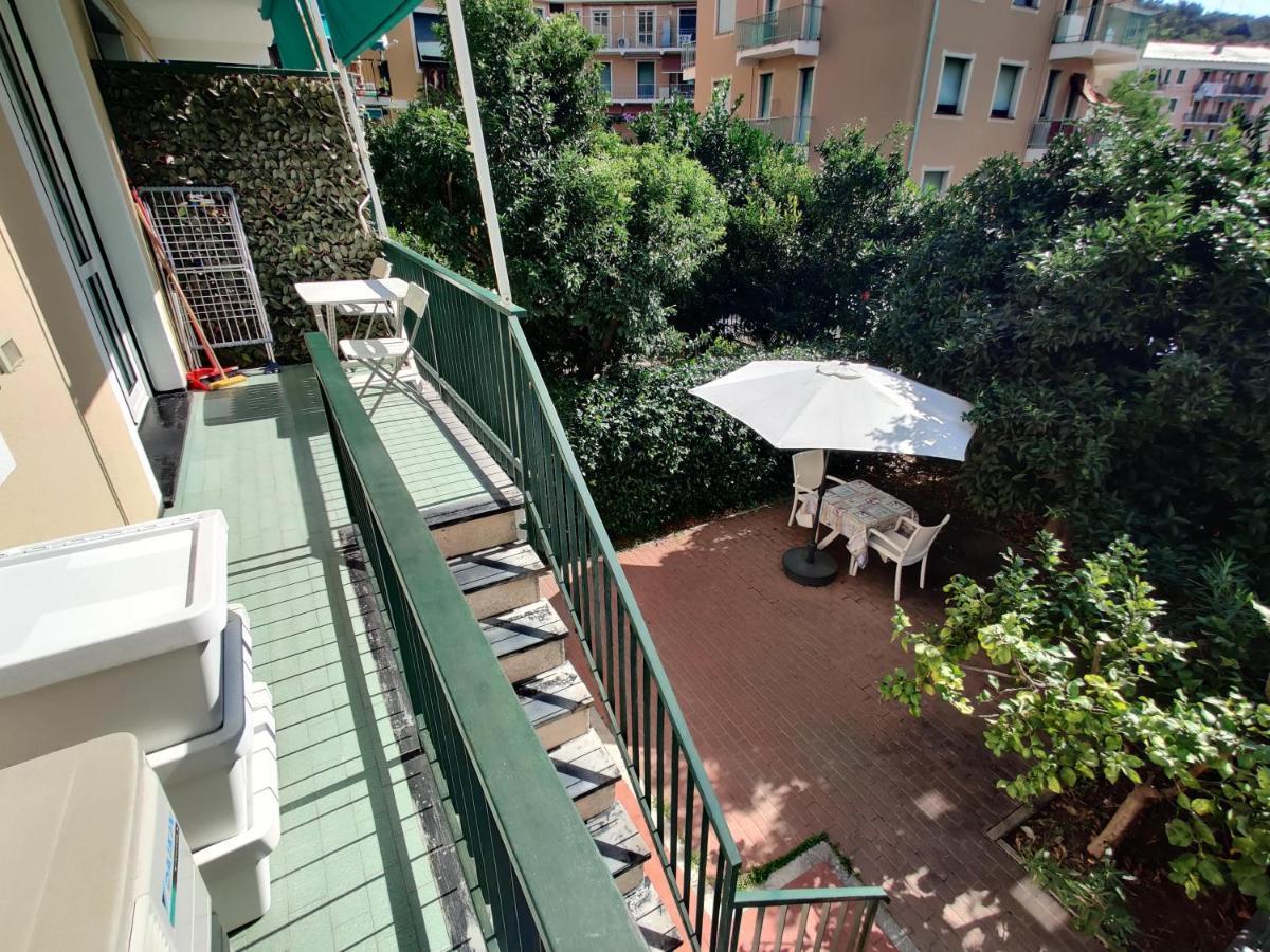 Appartamenti Con Giardino E Posto Auto Per Famiglie Финале Лигуре Экстерьер фото